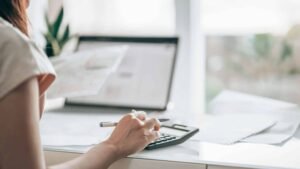 Report de paiement des crédits hypothécaires pour les particuliers touchés par la crise énergétique